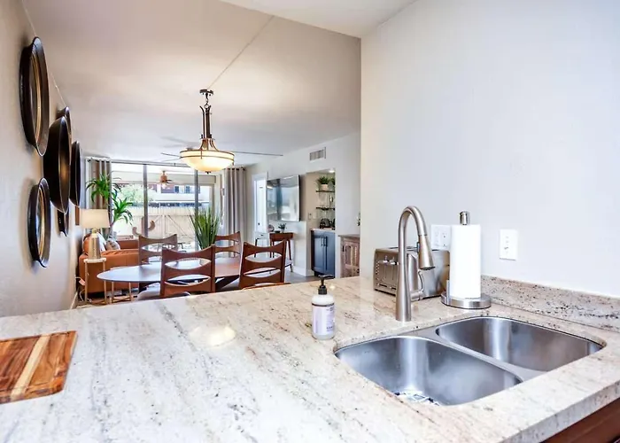 Modern And Sophisticated Old Town Gem Holiday home Scottsdale