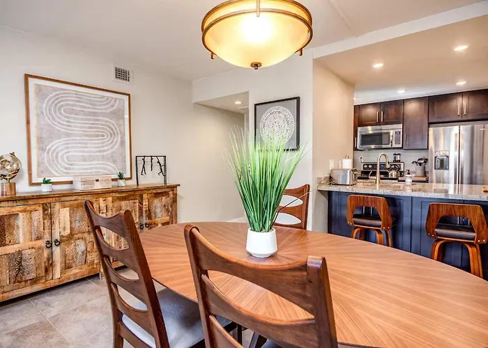 Modern And Sophisticated Old Town Gem * Scottsdale