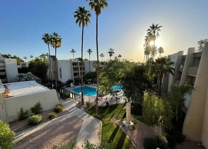 Modern And Sophisticated Old Town Gem Holiday home Scottsdale